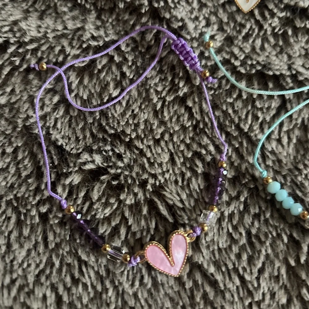 set of 6 heart bracelets - Picture 5 of 7